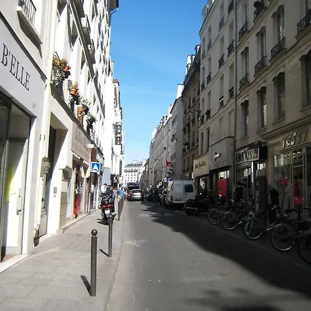 Appartement Aboukir 3 *